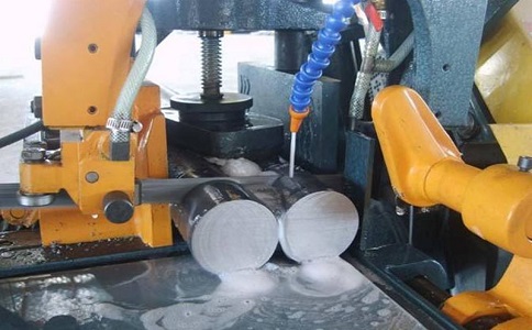 高坪卧式带锯床的送料方式有哪几种？